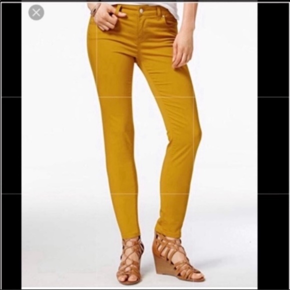 🔆 Celebrity Gold Size 2 Skinny Jean - Picture 4 of 15